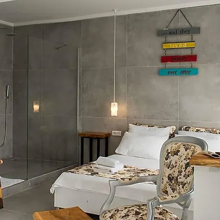 Pataros Hotell Gelemiş