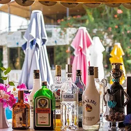 Hotell Pataros Gelemiş