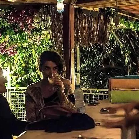 Pataros فندق Gelemiş